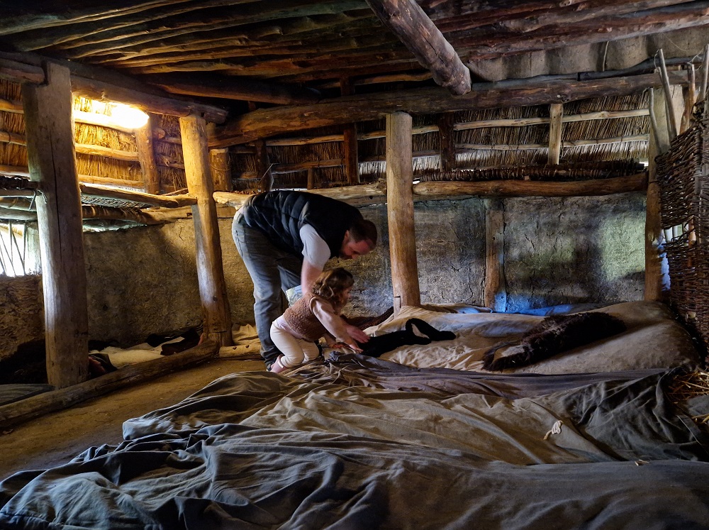 Op ontdekkingsreis in het preHistorisch Dorp (review)