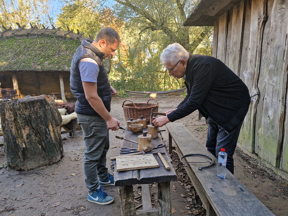 Op ontdekkingsreis in het preHistorisch Dorp (review)