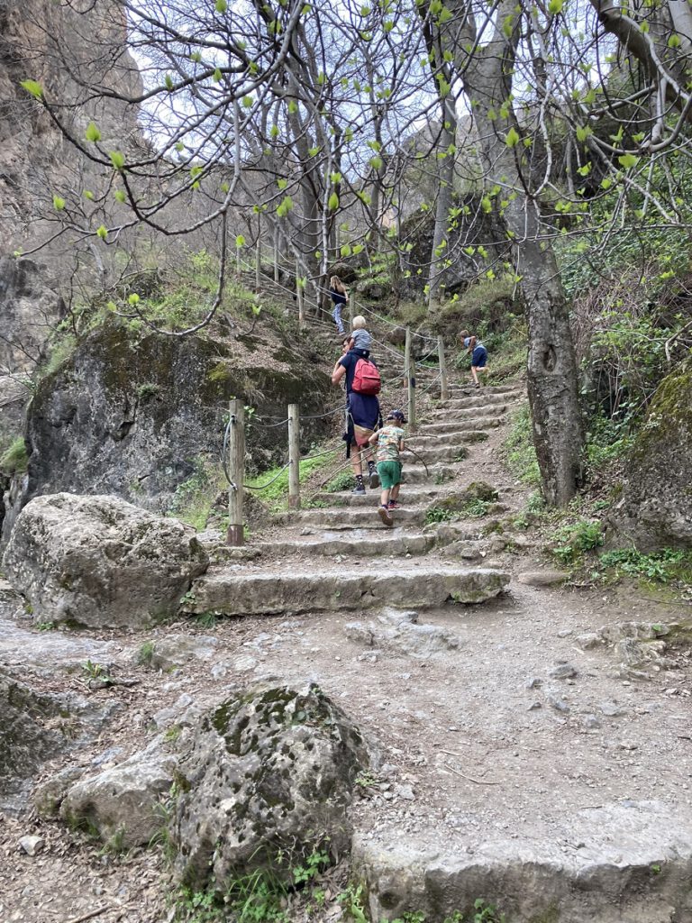 Los Cahorros de Monachil: een avontuurlijke wandeling in Spanje met kids!