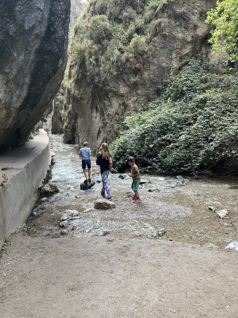 Los Cahorros de Monachil: een avontuurlijke wandeling in Spanje met kids!