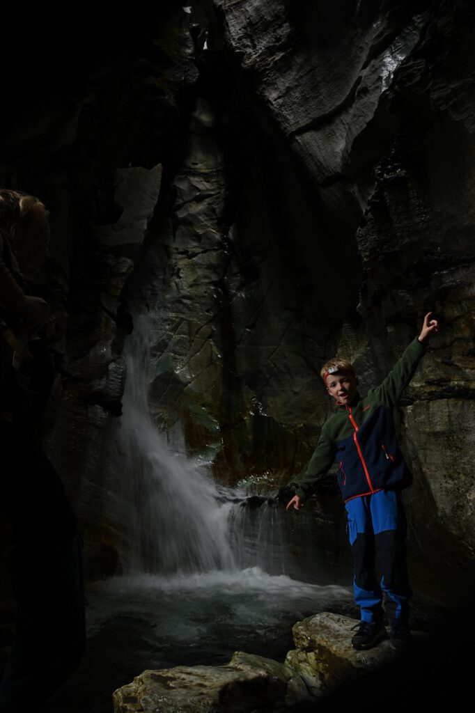 Avontuurlijke Trollkyrkja wandeling: een gezinsuitje in Noorwegen