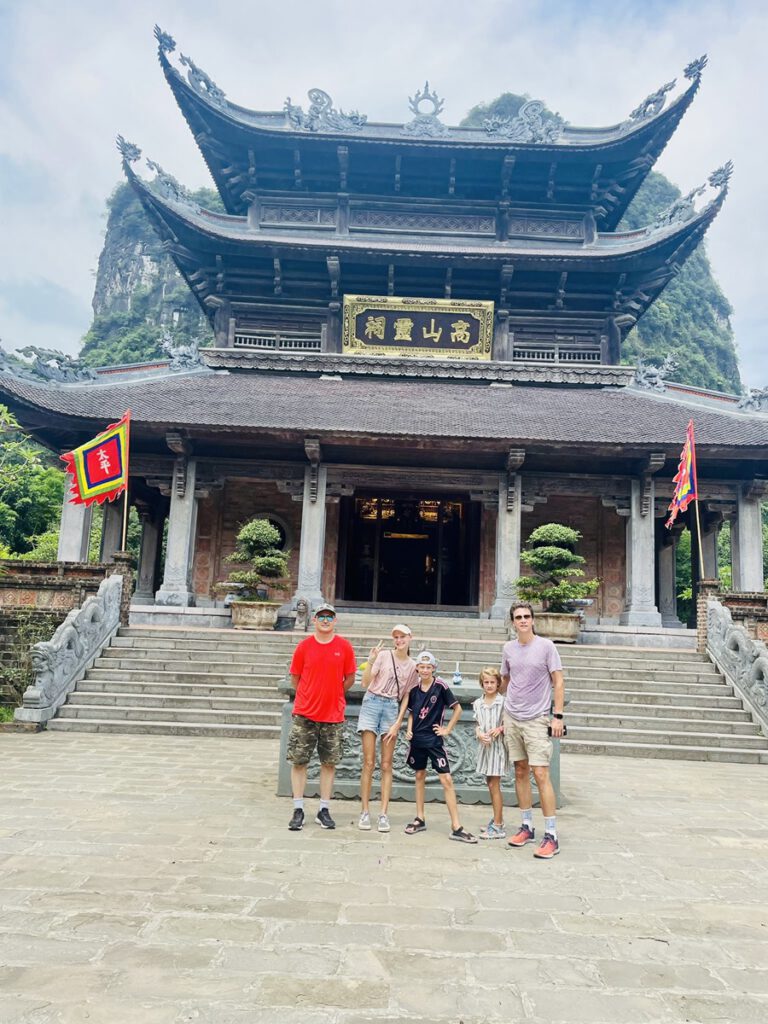 Tam Coc - Vietnam met kinderen